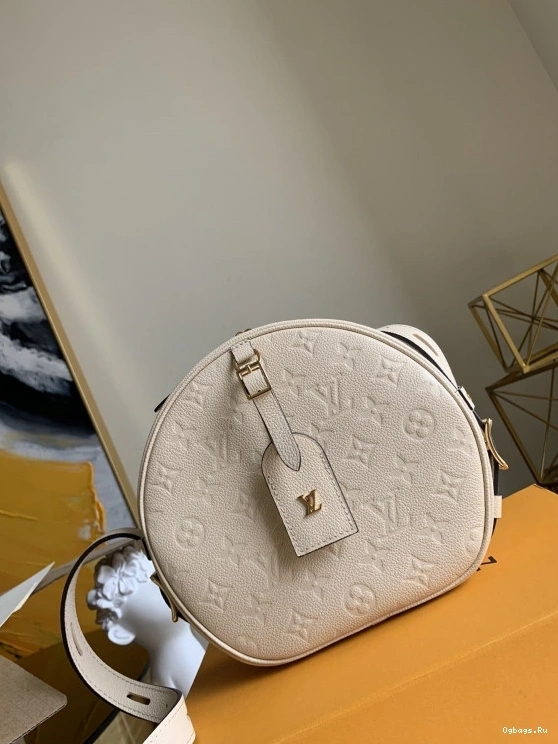 VUITTON CHAPEAU LOUIS MM SOUPLE BOITE 0326